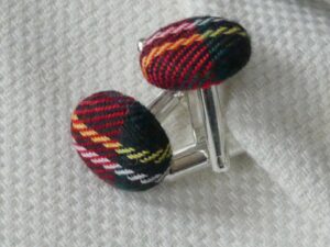 BOUTONS TARTAN ROUGE